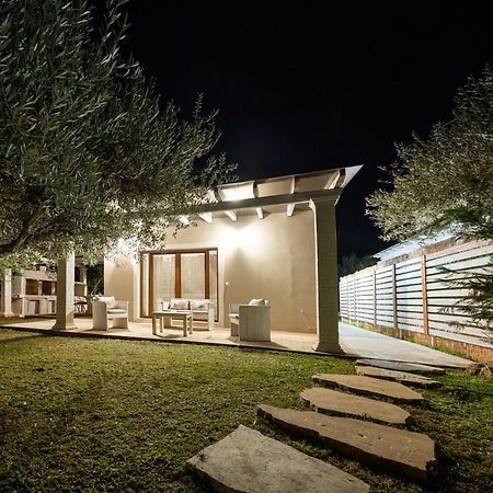 Theonymfi Luxury Villas Doukádes 외부 사진