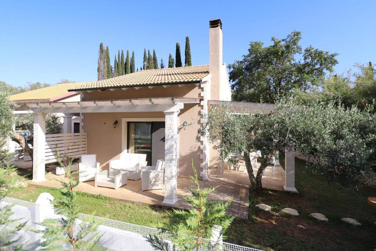 Theonymfi Luxury Villas Doukádes 외부 사진