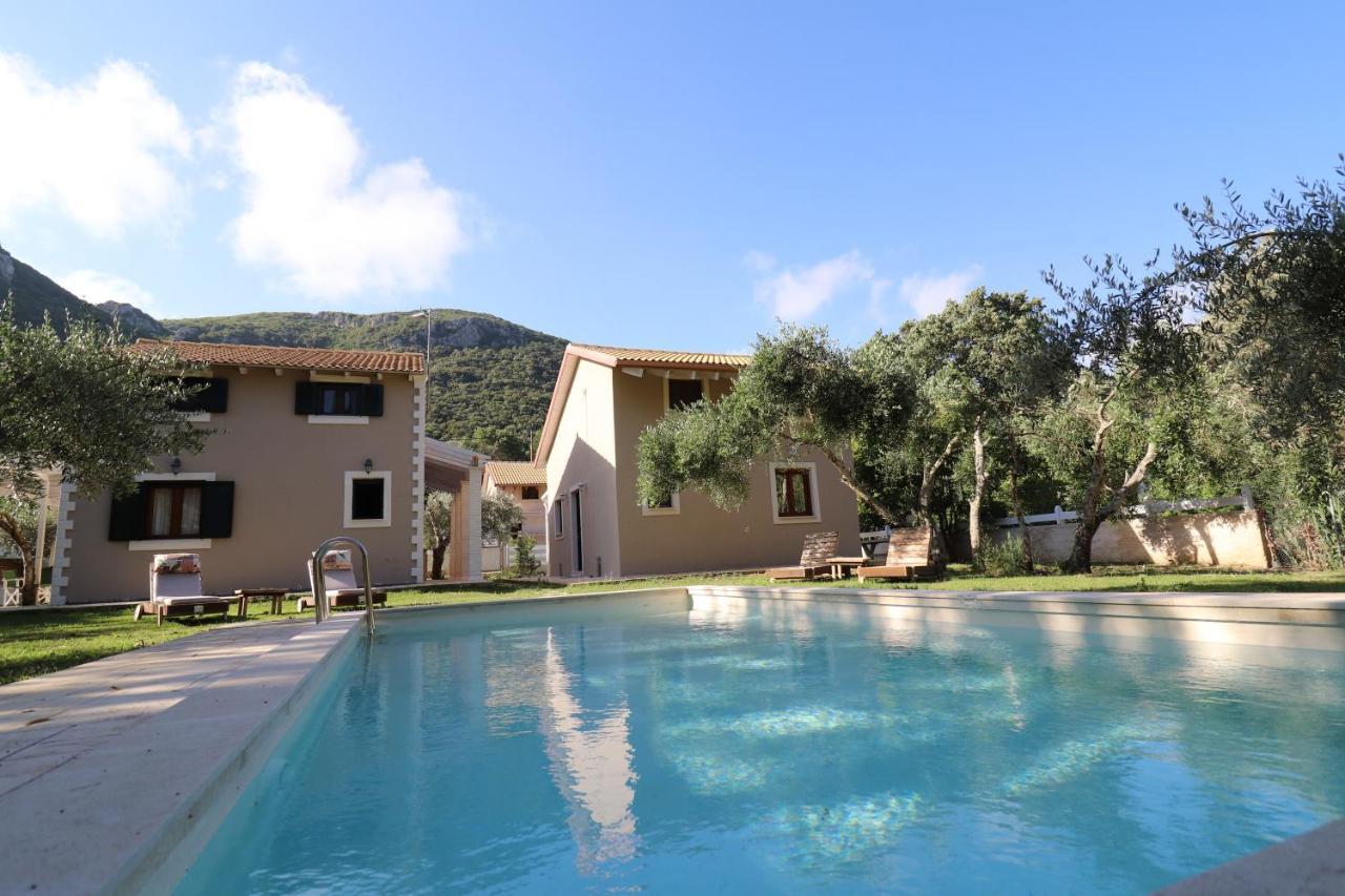 Theonymfi Luxury Villas Doukádes 외부 사진