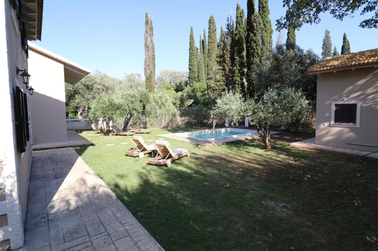 Theonymfi Luxury Villas Doukádes 외부 사진