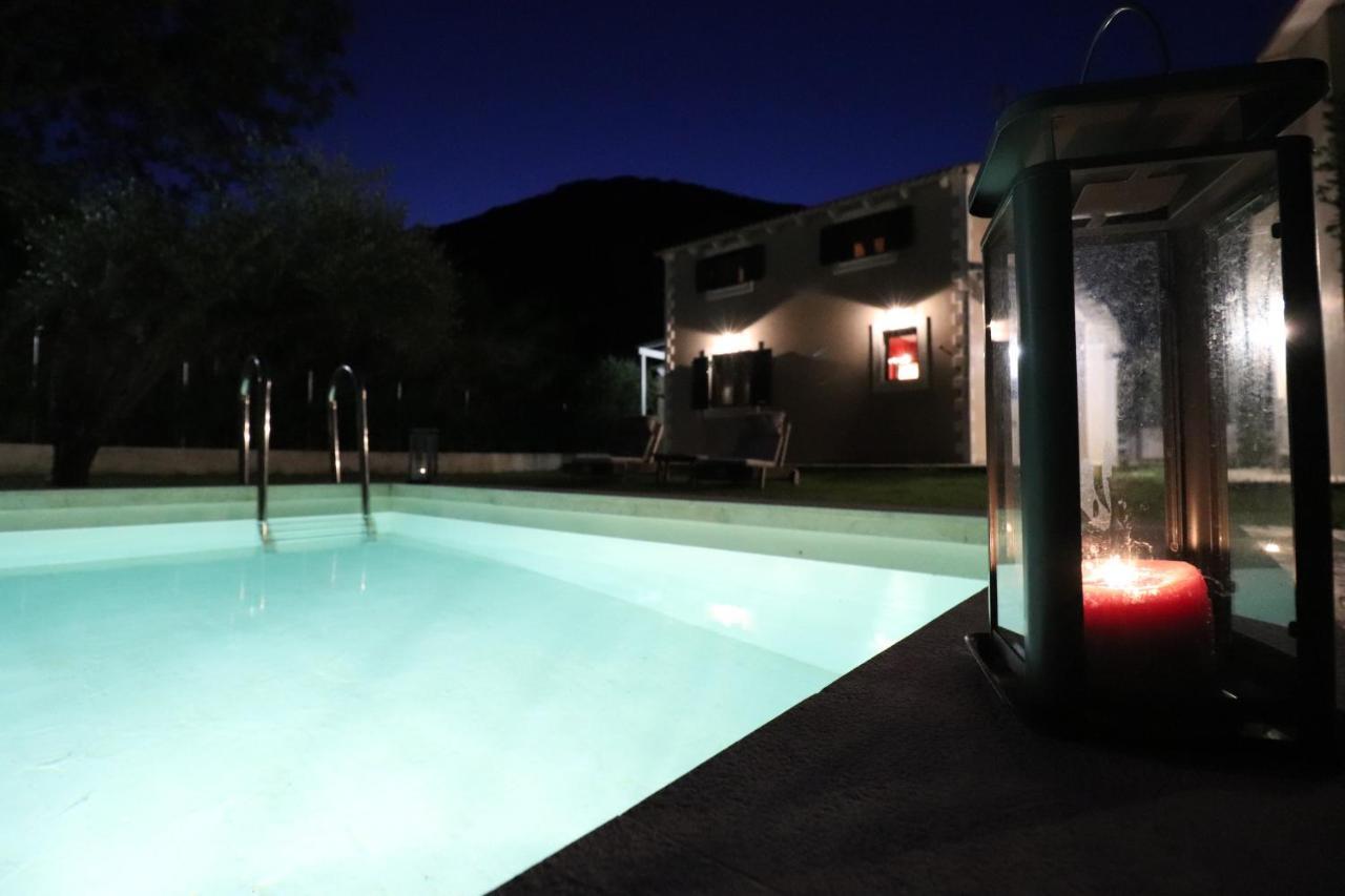 Theonymfi Luxury Villas Doukádes 외부 사진