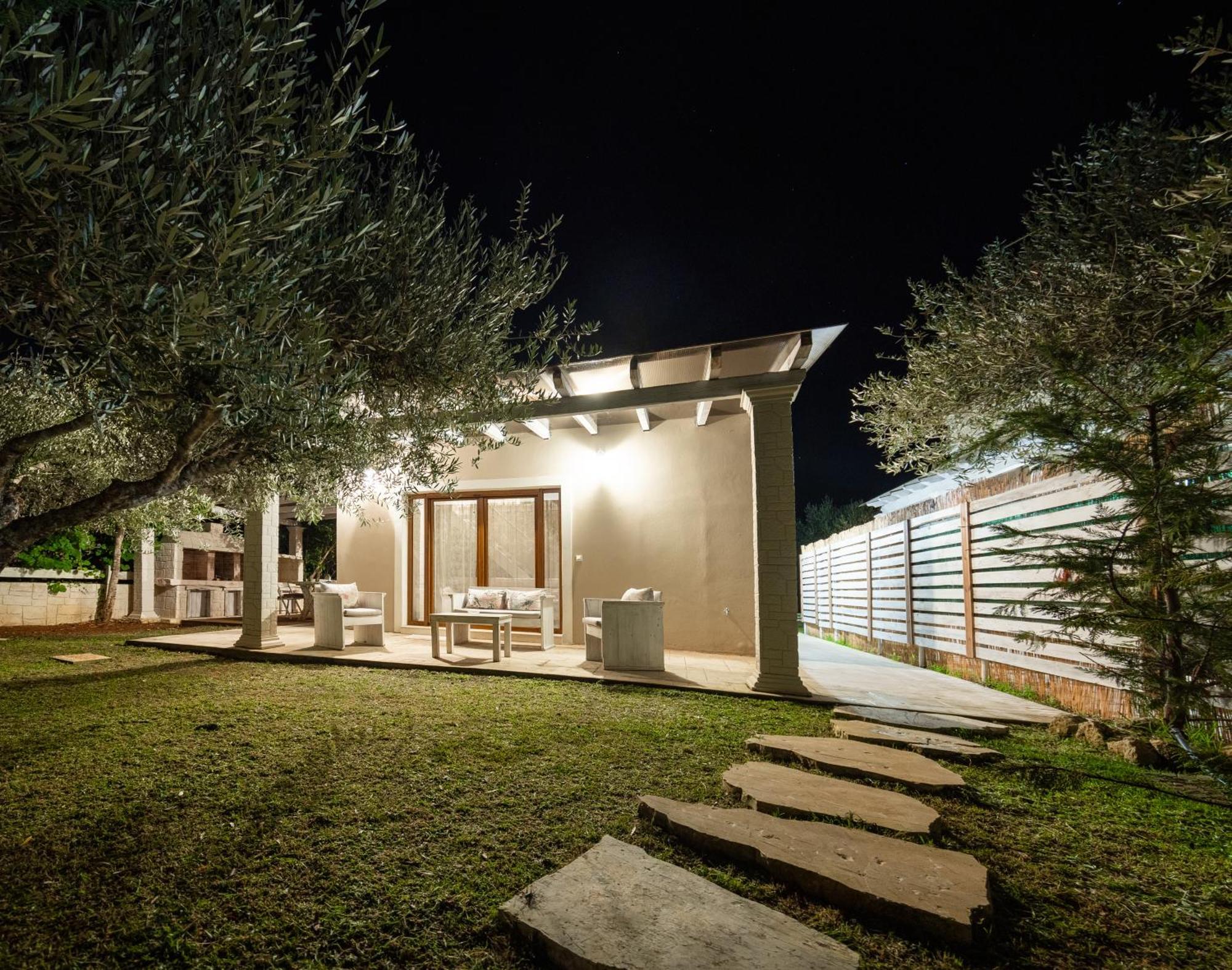 Theonymfi Luxury Villas Doukádes 외부 사진