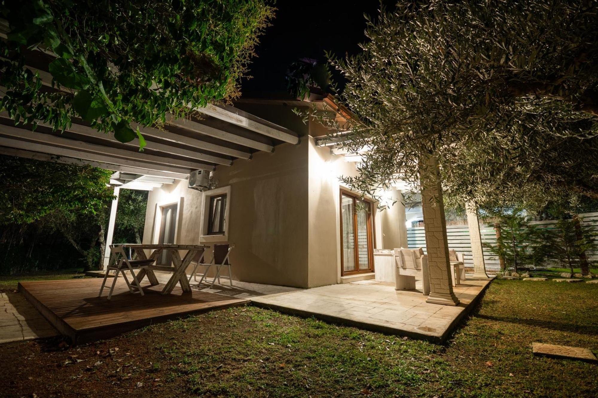 Theonymfi Luxury Villas Doukádes 객실 사진