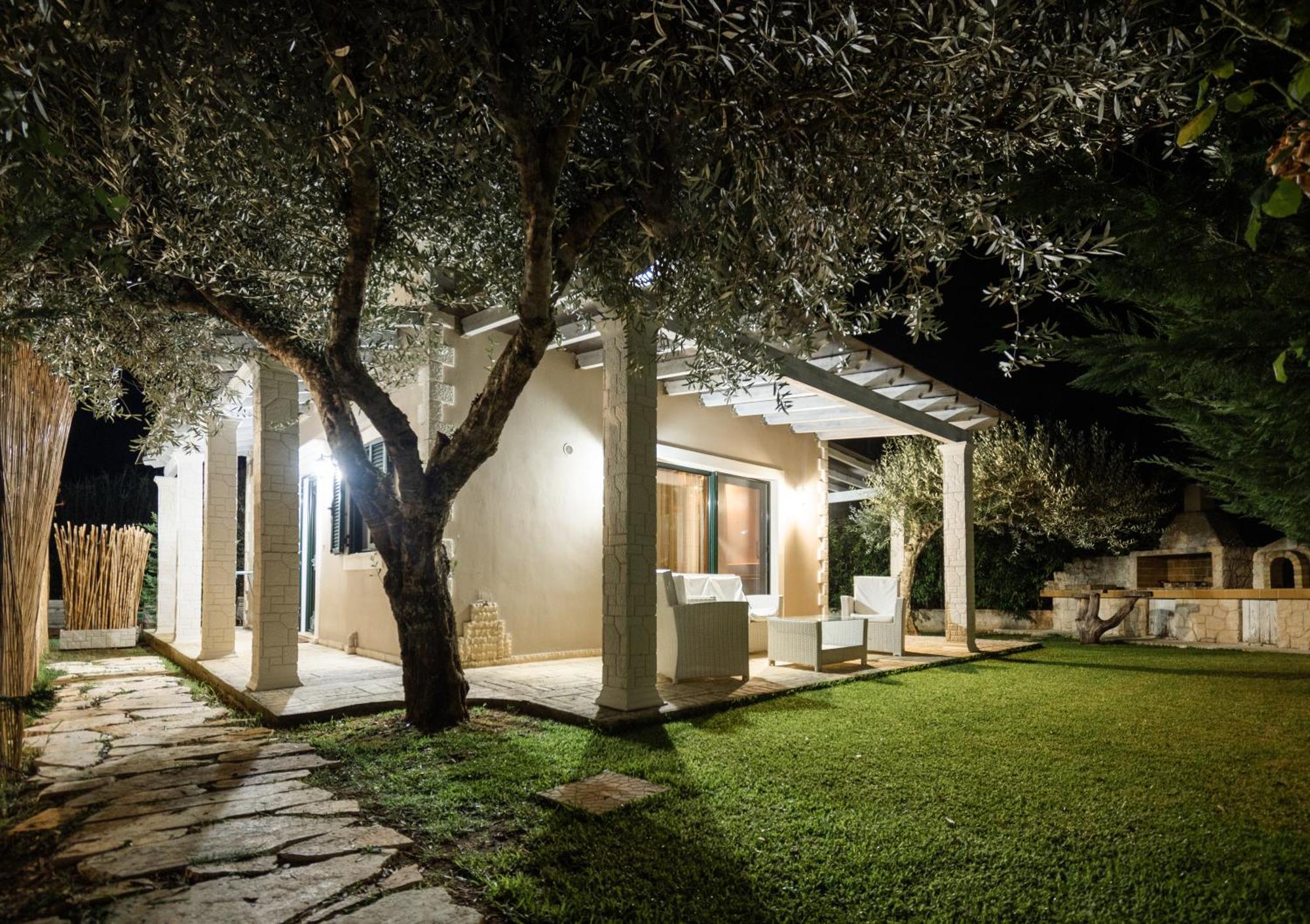 Theonymfi Luxury Villas Doukádes 객실 사진